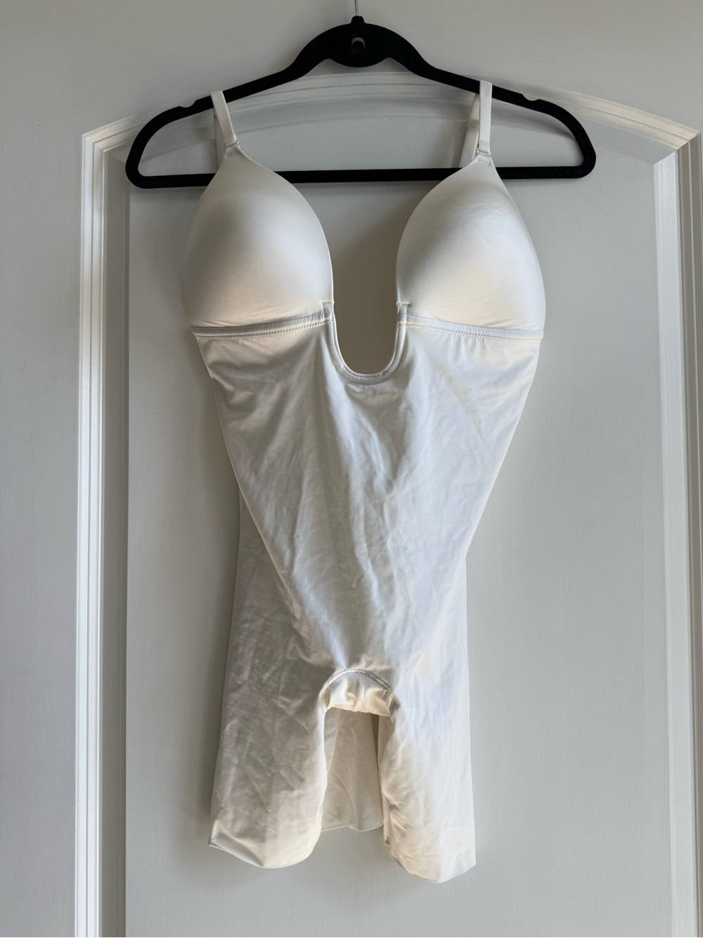 Spanx Plunge Shaper. Never worn